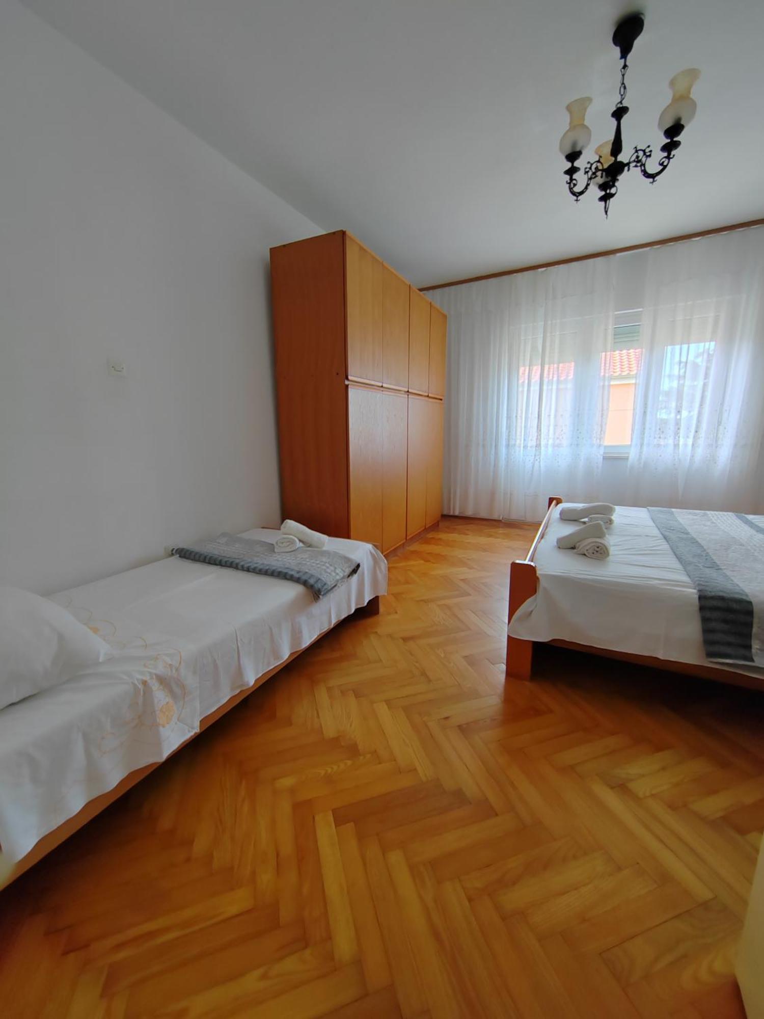 Apartments Kocijan Sukošan Екстериор снимка